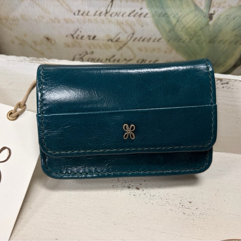 Jill Flap Card Case Hobo